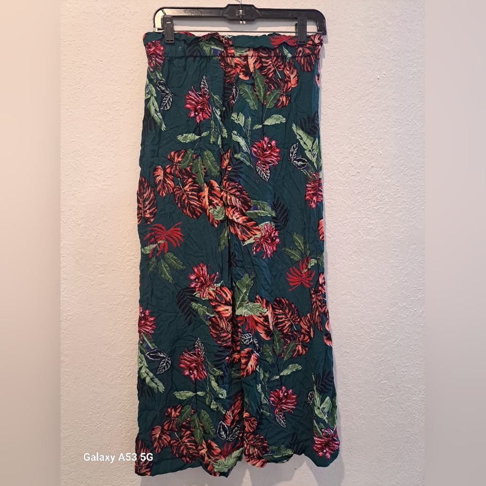 Floral Print Wide-Leg Pants